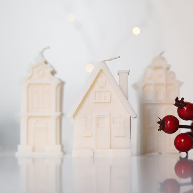 Zestaw trzech domków